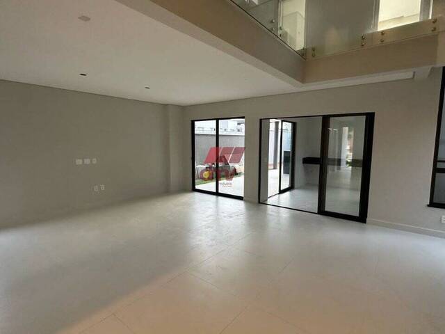 #4 - Casa para Venda em Eusébio - CE